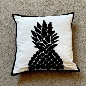 The Emily & Meritt Pineapple Pillow & Pillow Cover